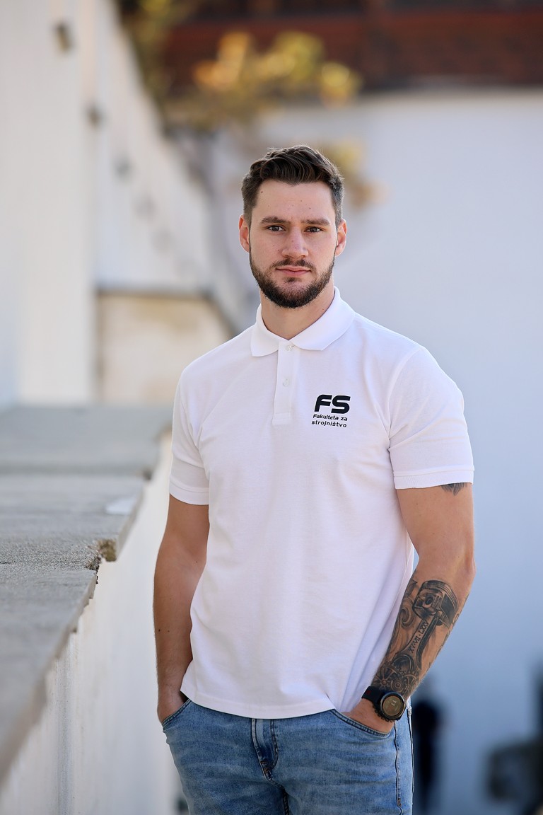 Polo_FSMB_M_bela_02 (Medium).jpg